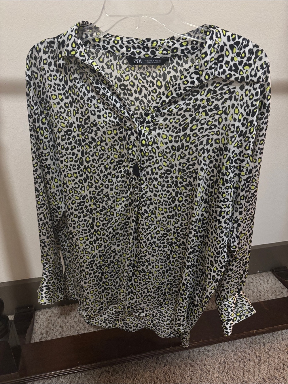 Zara White and Neon Yellow Leopard Print Button-Down Shirt